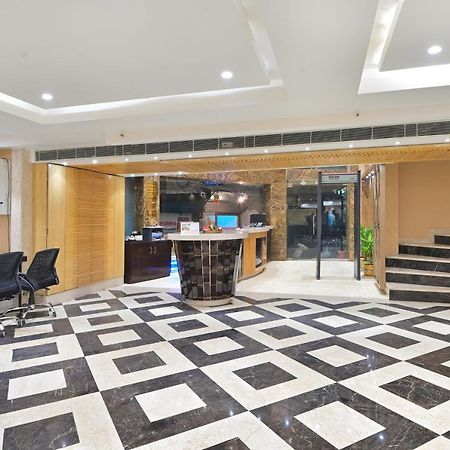 Hotel Vanson Delite - New Delhi Railway Station Buitenkant foto
