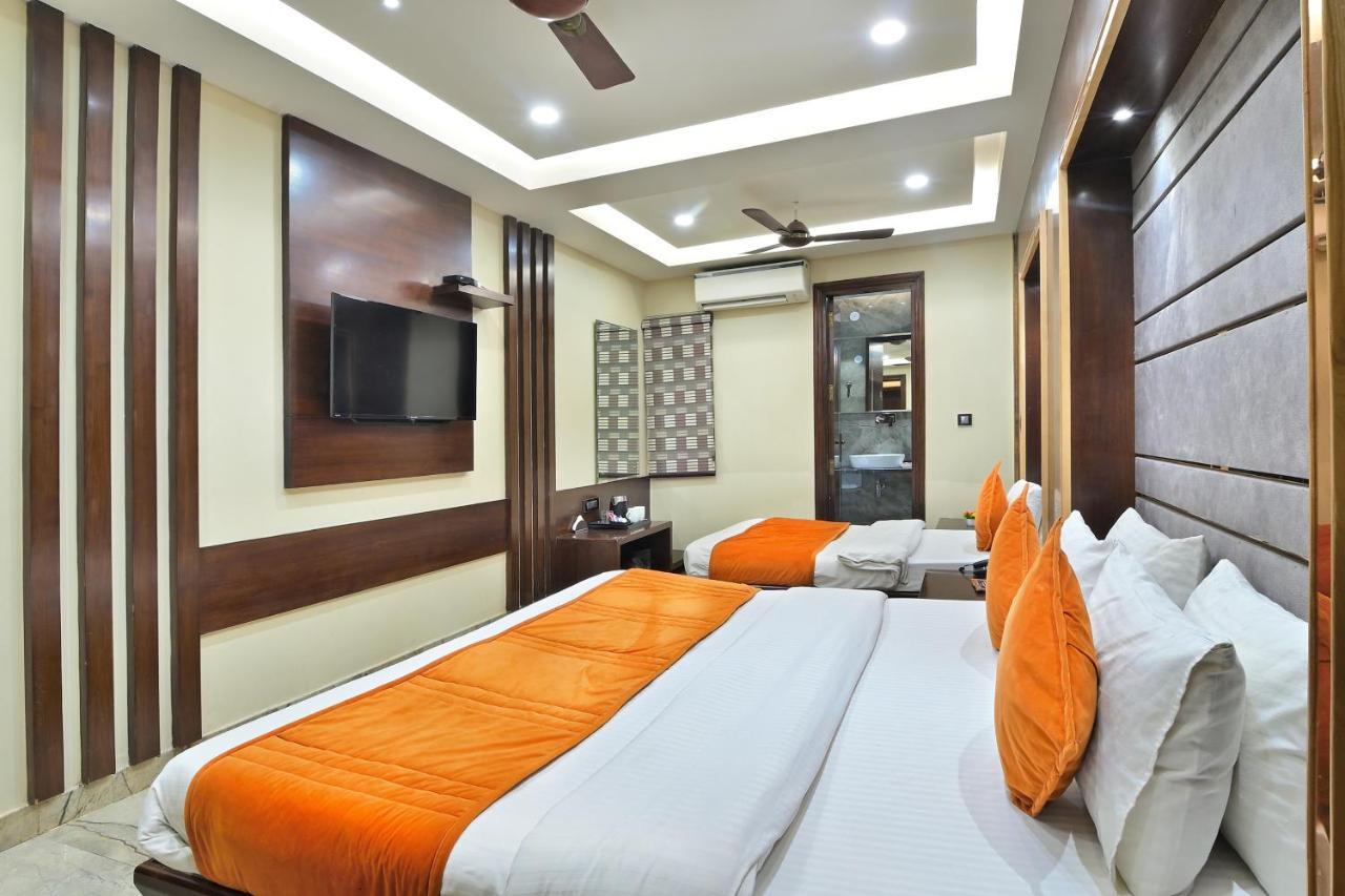 Hotel Vanson Delite - New Delhi Railway Station Buitenkant foto