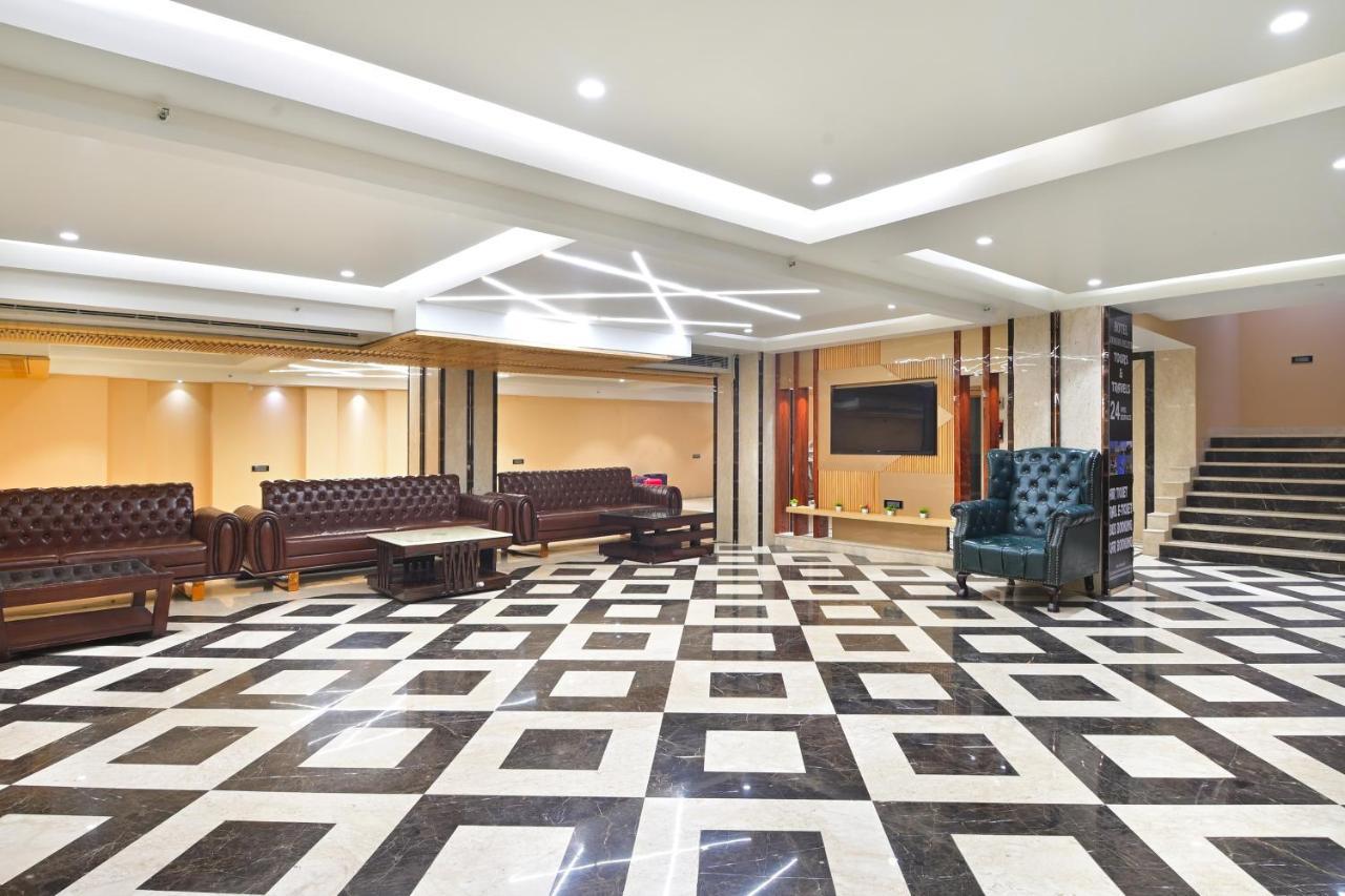 Hotel Vanson Delite - New Delhi Railway Station Buitenkant foto