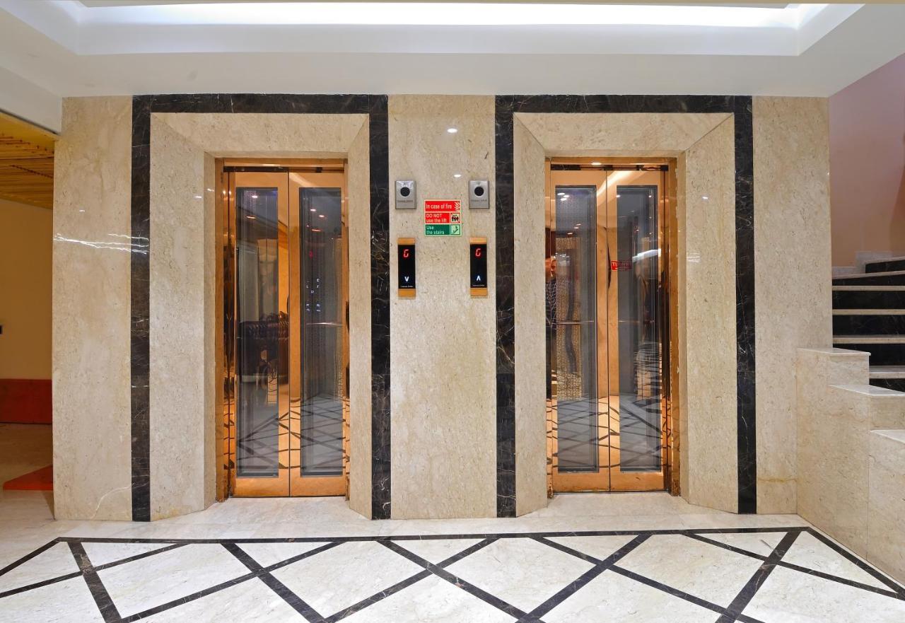 Hotel Vanson Delite - New Delhi Railway Station Buitenkant foto