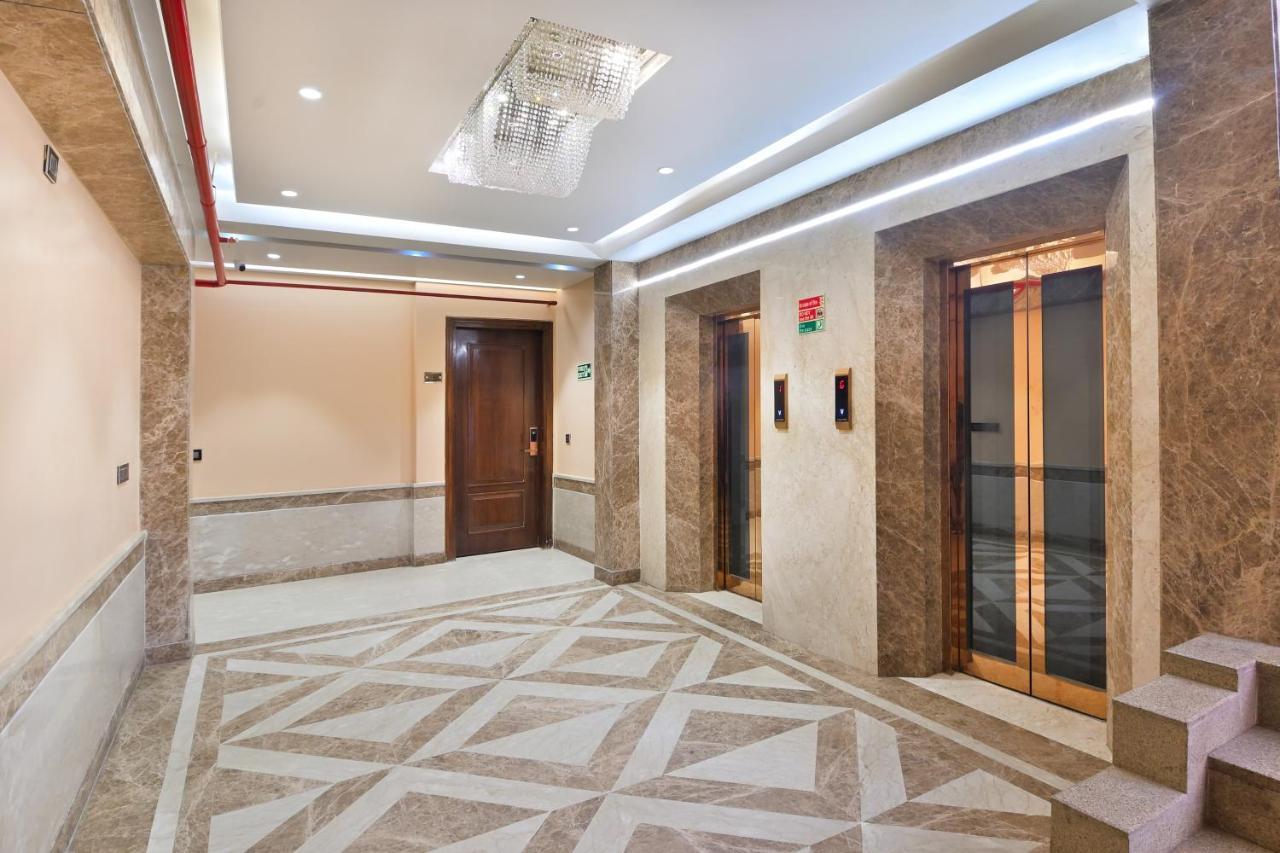 Hotel Vanson Delite - New Delhi Railway Station Buitenkant foto