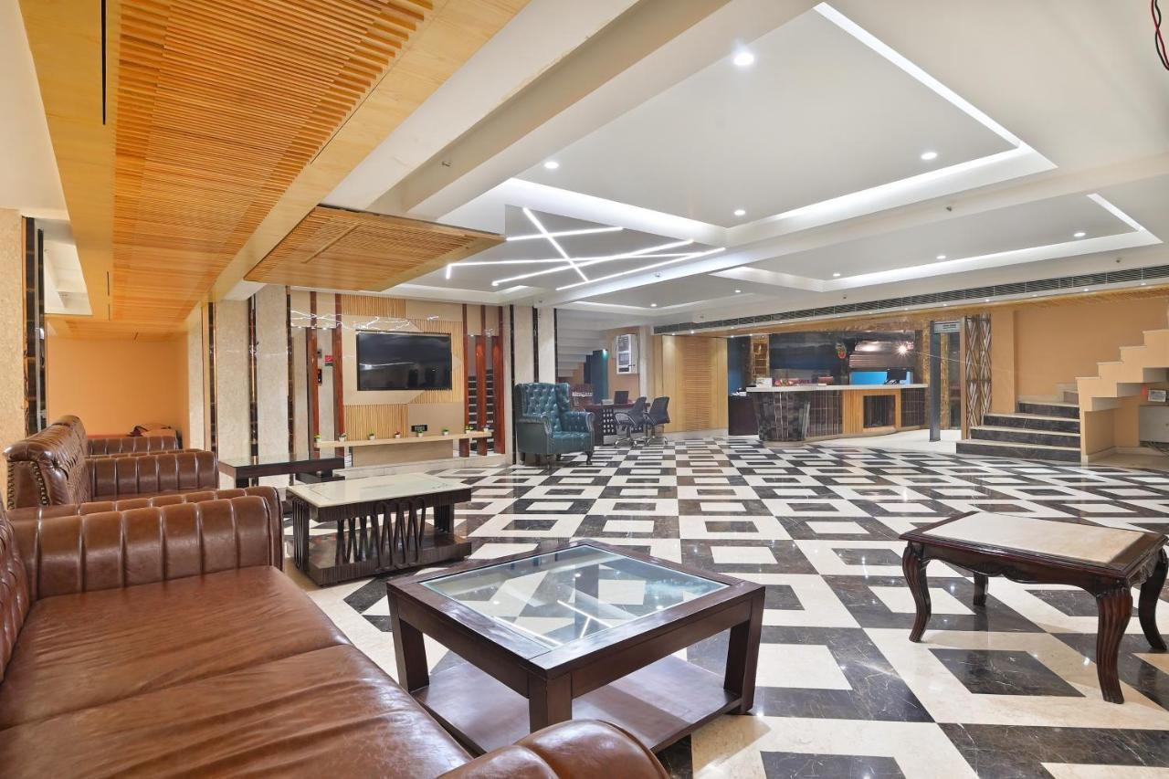 Hotel Vanson Delite - New Delhi Railway Station Buitenkant foto