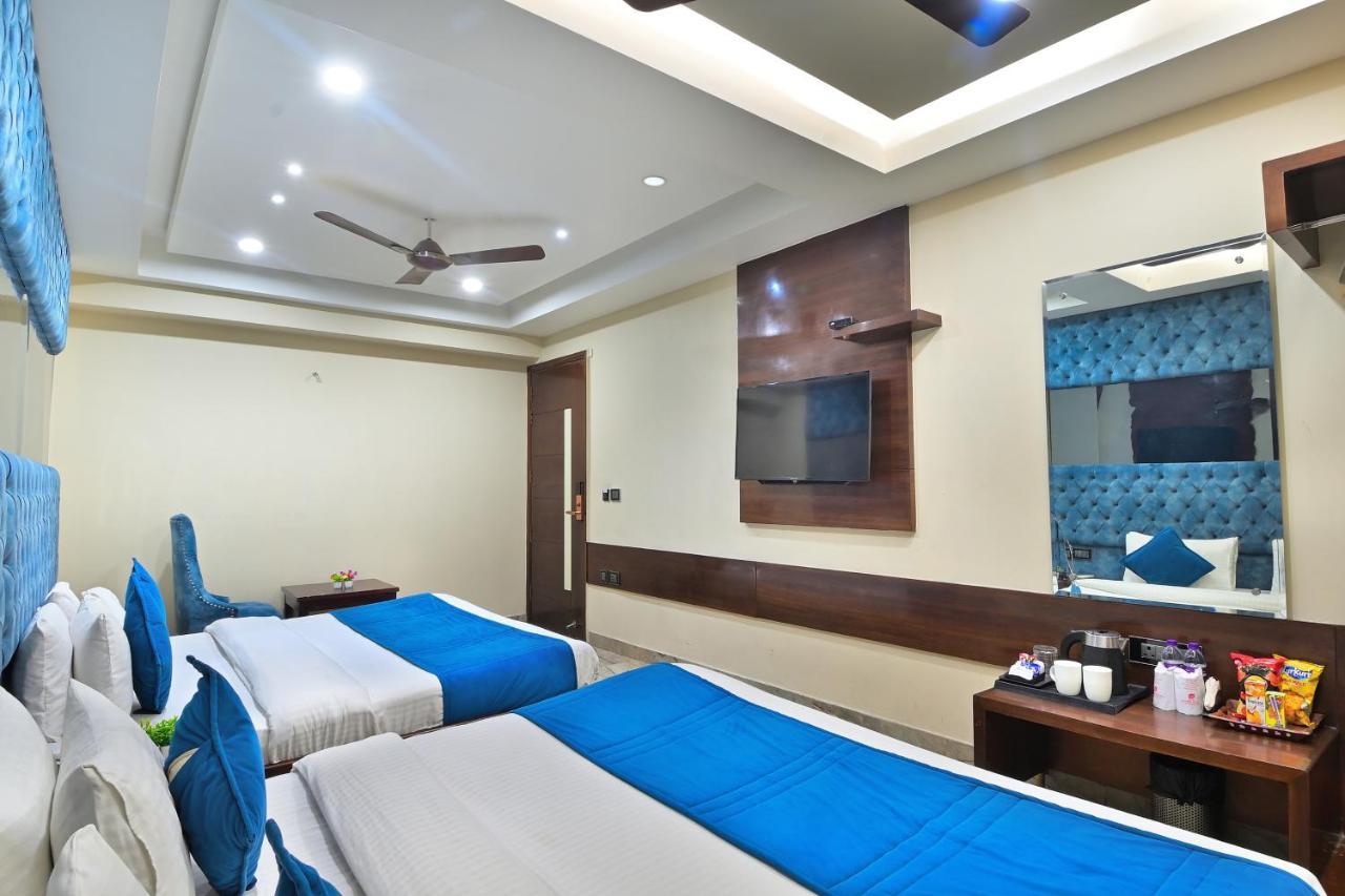 Hotel Vanson Delite - New Delhi Railway Station Buitenkant foto