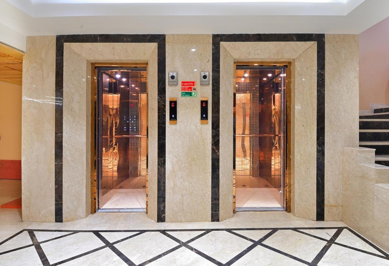 Hotel Vanson Delite - New Delhi Railway Station Buitenkant foto